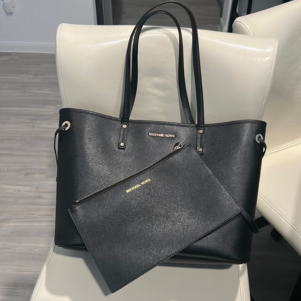 Michael Kors Large Tote Shoulder Handbag Zipper Wallet Black Leather